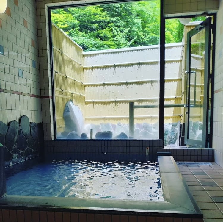 湯本屋